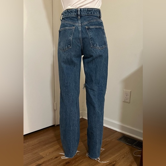 medium wash 90s relaxed zara jeans - Picture 2 of 3